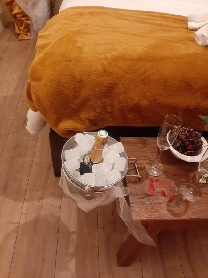 Bed And Breakfast Hans En Gridje Бреда Экстерьер фото