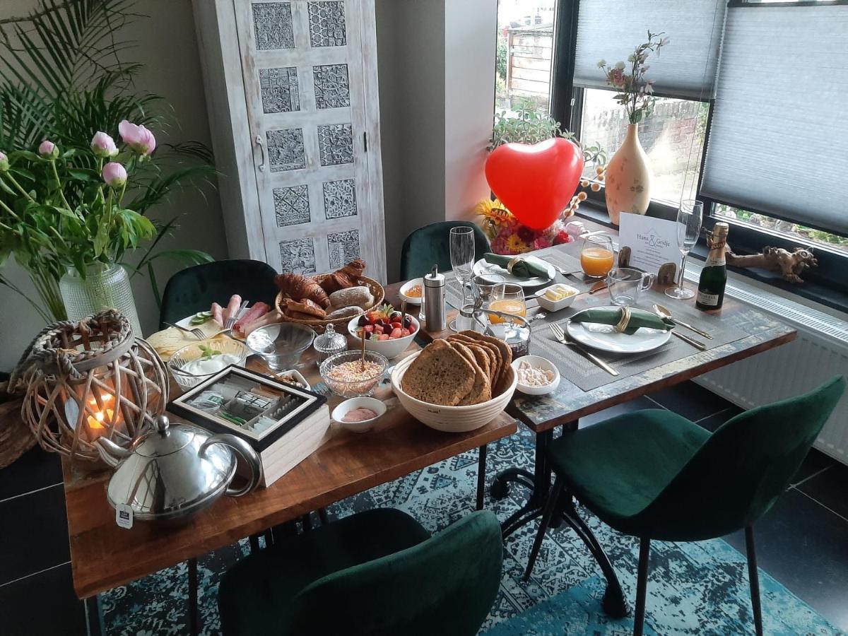 Bed And Breakfast Hans En Gridje Бреда Экстерьер фото